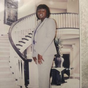 Meet your Posher, Miranda